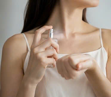 cách chọn nước hoa phù hợp với cá tính